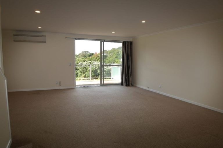 Photo of property in 3/27 The Rigi, Northland, Wellington, 6012