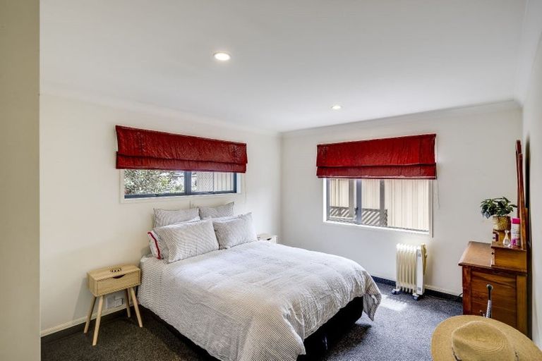 Photo of property in 2/193 Gloucester Street, Taradale, Napier, 4112