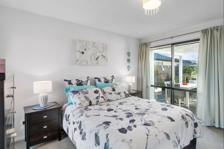 Photo of property in 27 Faringdon Boulevard, Rolleston, 7615