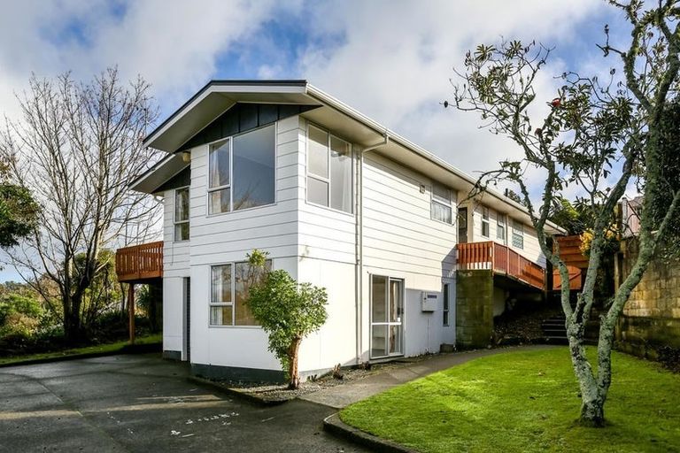 Photo of property in 6 Sycamore Grove, Lower Vogeltown, New Plymouth, 4310