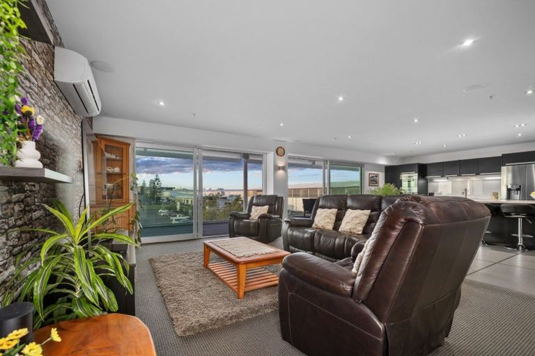 Photo of property in 5/50b Cross Road, Tauranga, 3110