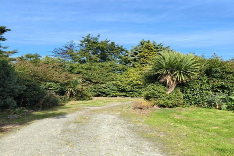 Photo of property in 16 Moore Street, Milton, 9220