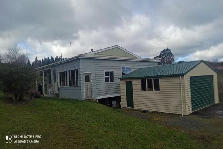 Photo of property in 28 Milton Highway, Balclutha, 9272