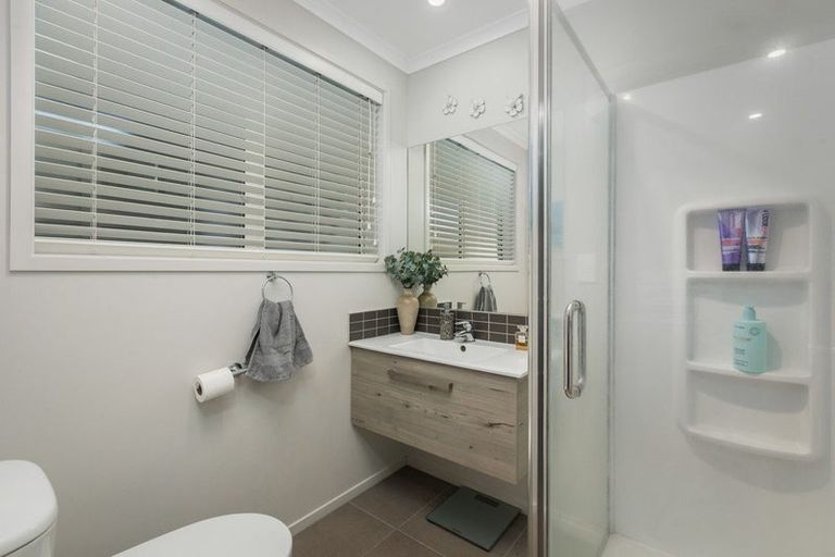 Photo of property in 1 Long Acre Close, Katikati, 3129