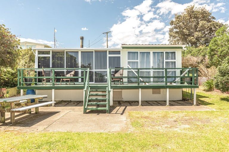 Photo of property in 52 Rapaki Street, Koitiata, Whanganui, 4581