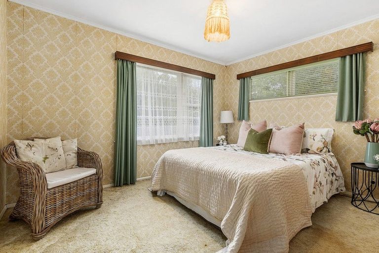 Photo of property in 6 Ernest Street, Ranui, Porirua, 5024