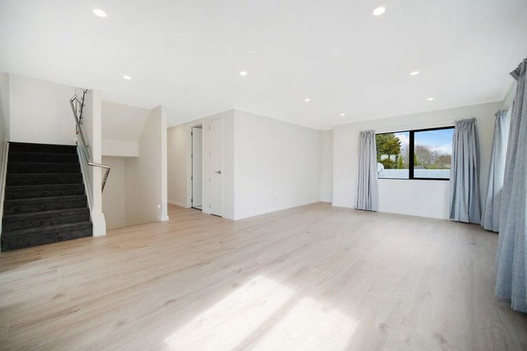 Photo of property in 421a Bucklands Beach Road, Bucklands Beach, Auckland, 2012