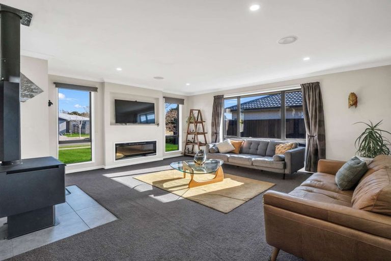 Photo of property in 19 Magnate Drive, Kaiapoi, 7630
