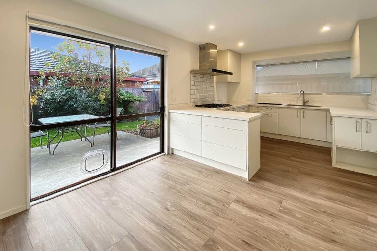 Photo of property in 6 Leslie Street, Upper Riccarton, Christchurch, 8041
