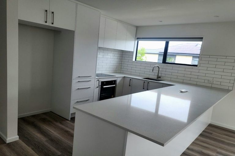 Photo of property in 2 Ellmers Street, Woodend, 7610