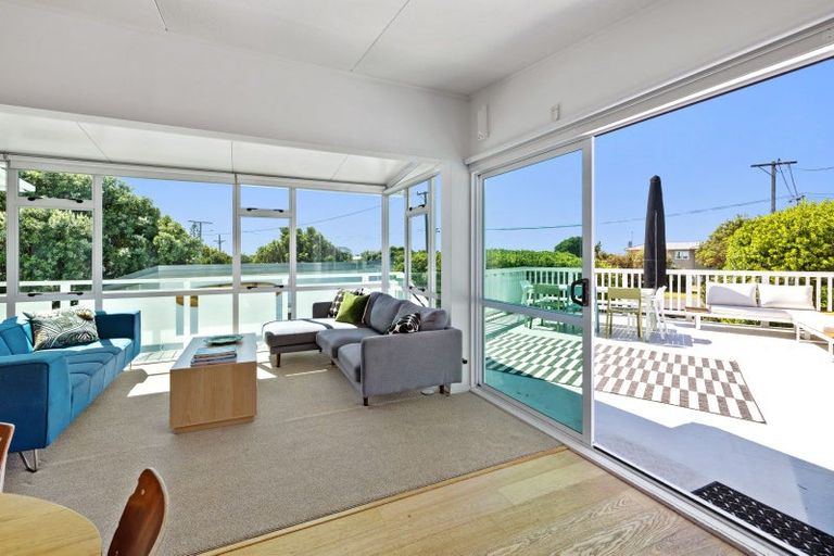 Photo of property in 48 Blue Pacific Parade, Riversdale Beach, Masterton, 5872