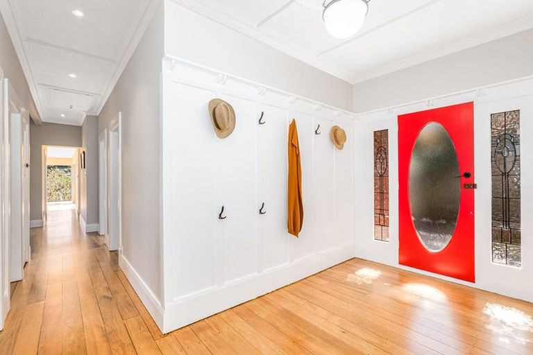 Photo of property in 151 Totara Road, Miramar, Wellington, 6022