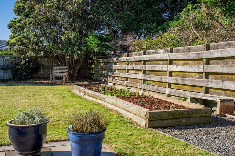 Photo of property in 8 Manuka Street, Otaki Beach, Otaki, 5512