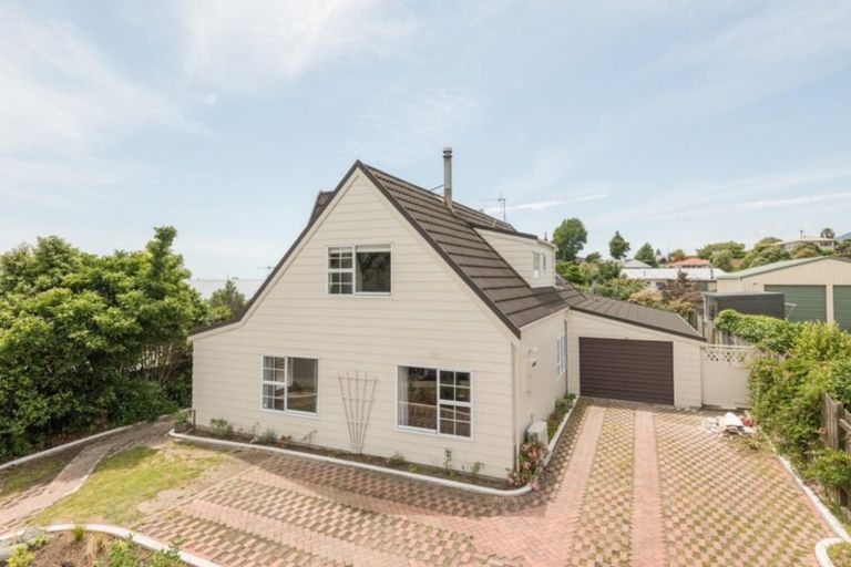 Photo of property in 27 Giblin Street, Richmond, 7020