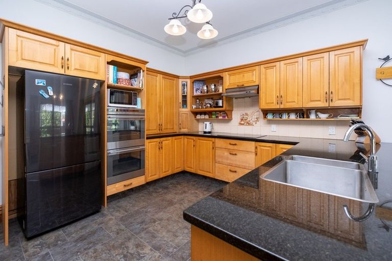 Photo of property in 24 Flint Road, Stratford, 4332