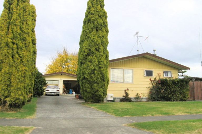 Photo of property in 37 Glamorgan Avenue, Tamatea, Napier, 4112