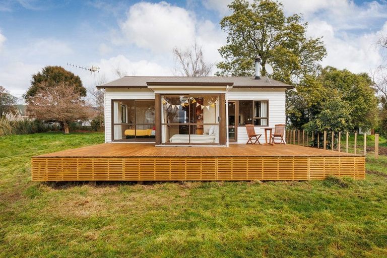 Photo of property in 765 Makerua Road, Tokomaru, Palmerston North, 4474