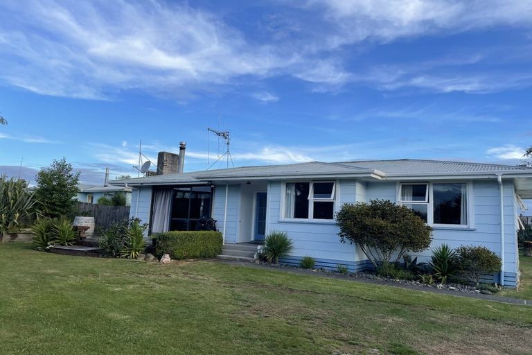 Photo of property in 10 Matata Place, Tokoroa, 3420