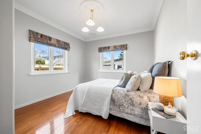 Photo of property in 7 Anderson Grove, Epuni, Lower Hutt, 5011