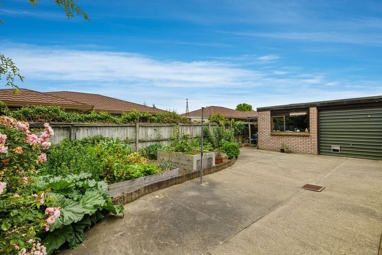 Photo of property in 37 Marlene Street, Casebrook, Christchurch, 8051