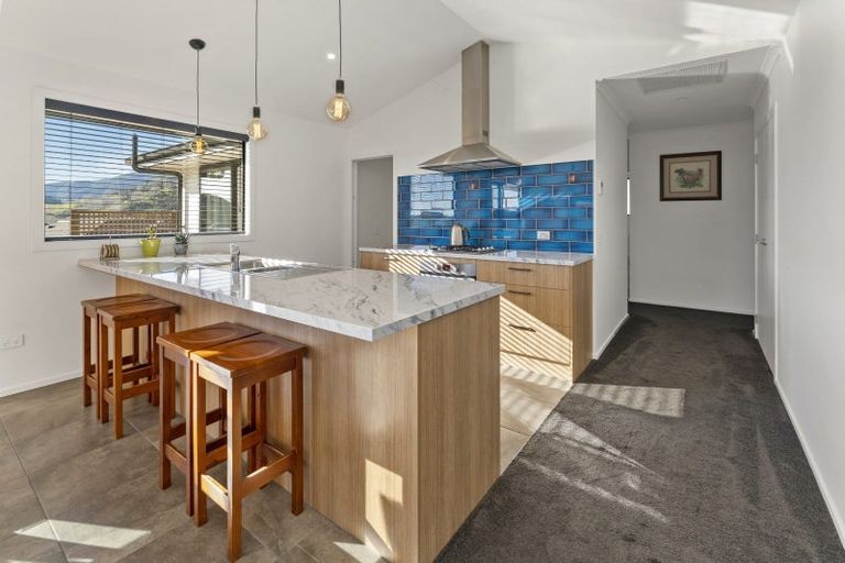 Photo of property in 8 Huntaway Close, Stoke, Nelson, 7011