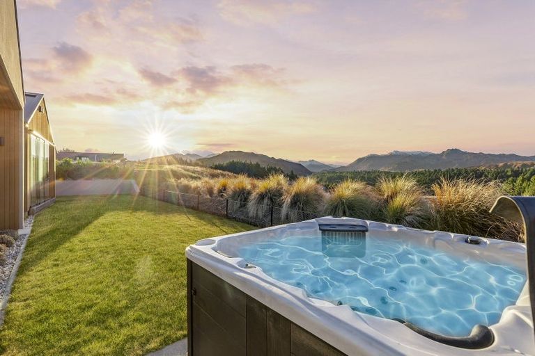Photo of property in Northlake, 34 Bonspiel Road, Wanaka, 9305