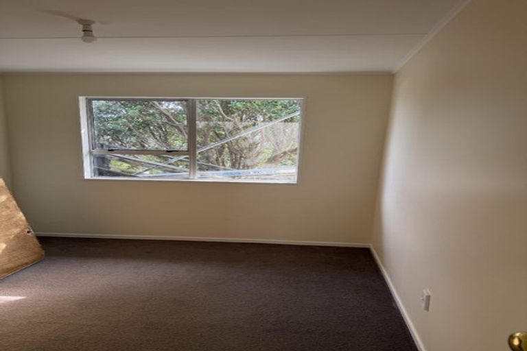 Photo of property in 163 Conclusion Street, Ascot Park, Porirua, 5024