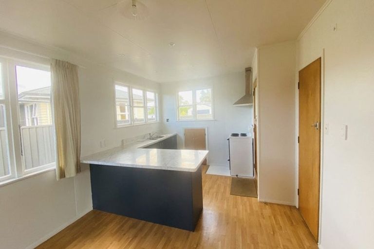 Photo of property in 66 New York Street, Martinborough, 5711