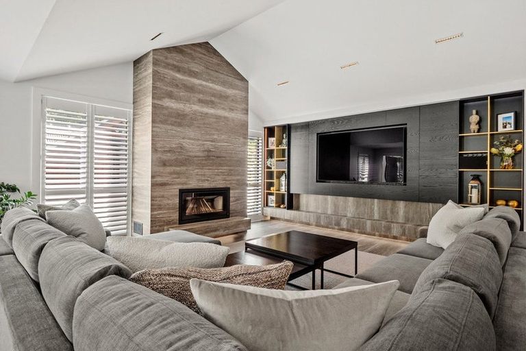 Photo of property in 4 Cardigan Street, Arrowtown, 9302