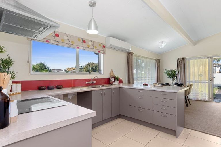 Photo of property in 21 Hookey Drive, Te Puke, 3119