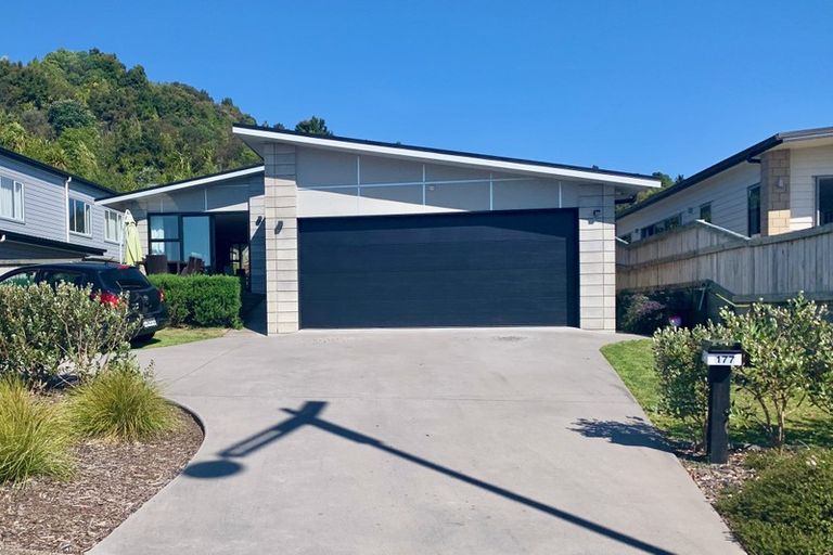 Photo of property in 177 Lakes Boulevard, Pyes Pa, Tauranga, 3112