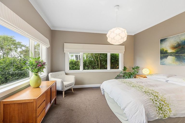 Photo of property in 24 Marsden Avenue, Karori, Wellington, 6012