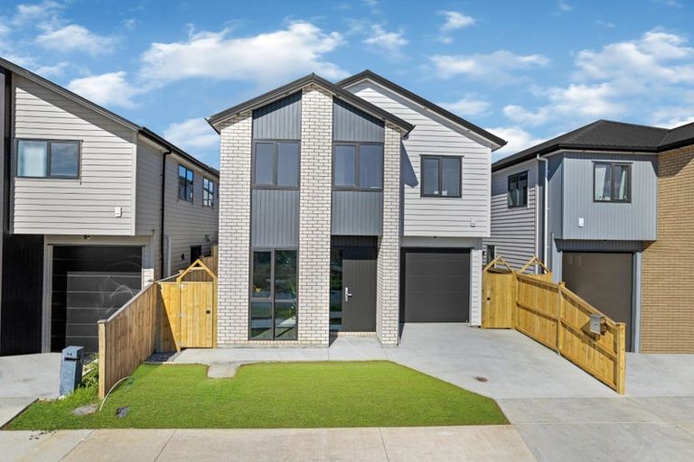 Photo of property in 36 Christella Street, Flat Bush, Auckland, 2019