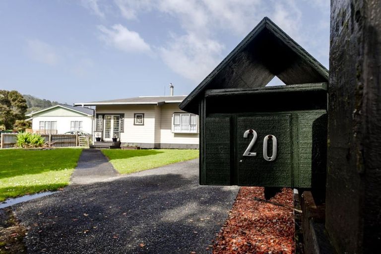 Photo of property in 20 Marsden Road, Greymouth, 7805