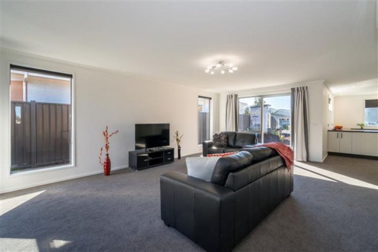 Photo of property in 8 Fry Street, Fairfield, Dunedin, 9018