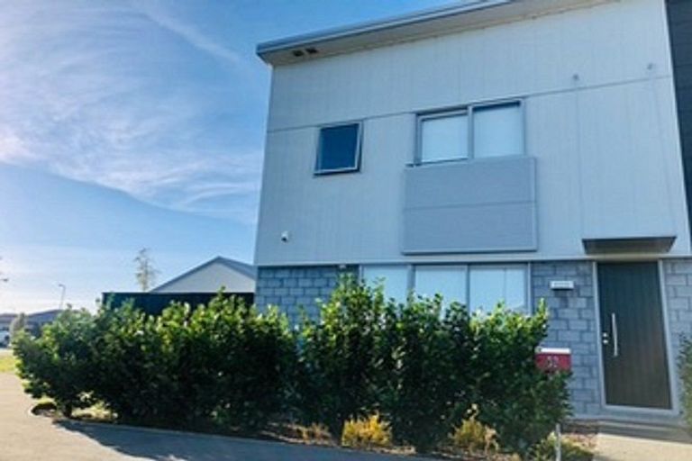 Photo of property in 52 Tippet Crescent, Wigram, Christchurch, 8025