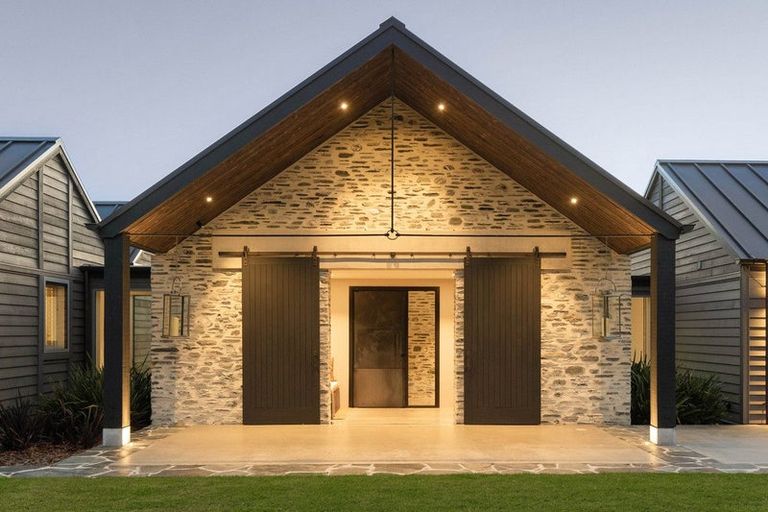 Photo of property in 10 Wilding Road, Lake Hayes, Queenstown, 9371