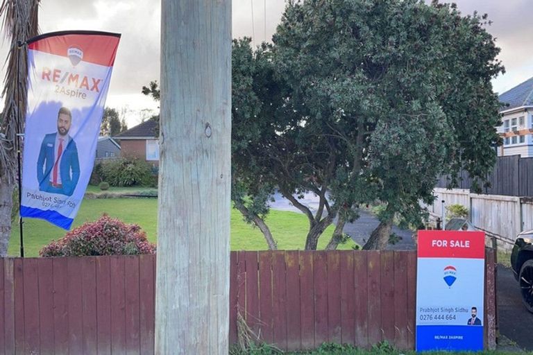 Photo of property in 10 Old Wairoa Road, Papakura, 2110