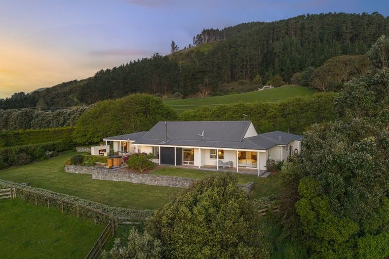 Photo of property in 86 Emerald Glen Road, Paekakariki, 5032