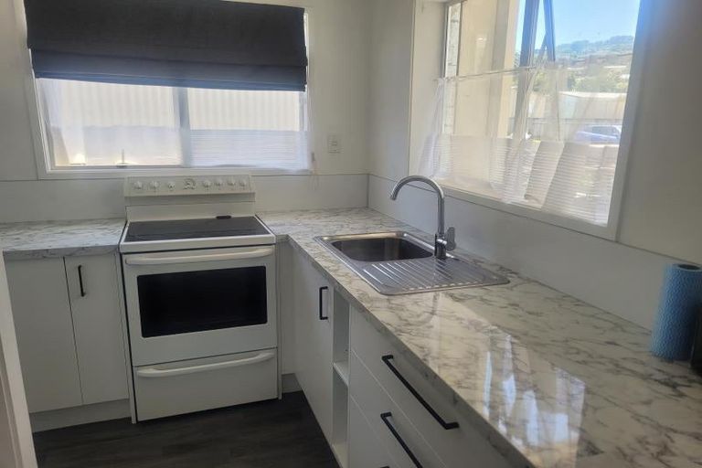 Photo of property in 3a Naumai Place, Spotswood, New Plymouth, 4310