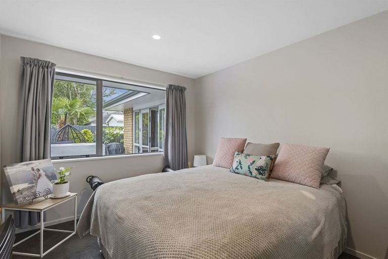 Photo of property in 137a Wilsons Road, Saint Martins, Christchurch, 8022