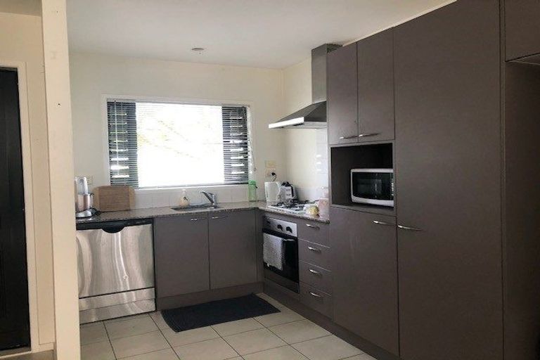 Photo of property in 17/18 Alicante Avenue, Hillpark, Auckland, 2102