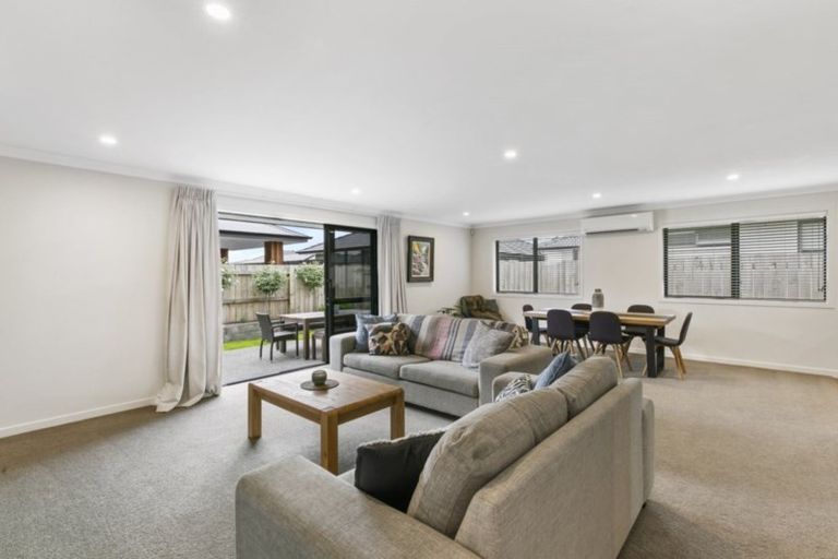 Photo of property in 3 Cowell Crescent, Pyes Pa, Tauranga, 3112