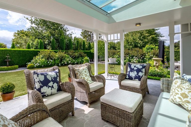 Photo of property in 6 Westwood Avenue, Greytown, 5712