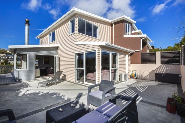 Photo of property in 53 Navigation Drive, Whitby, Porirua, 5024