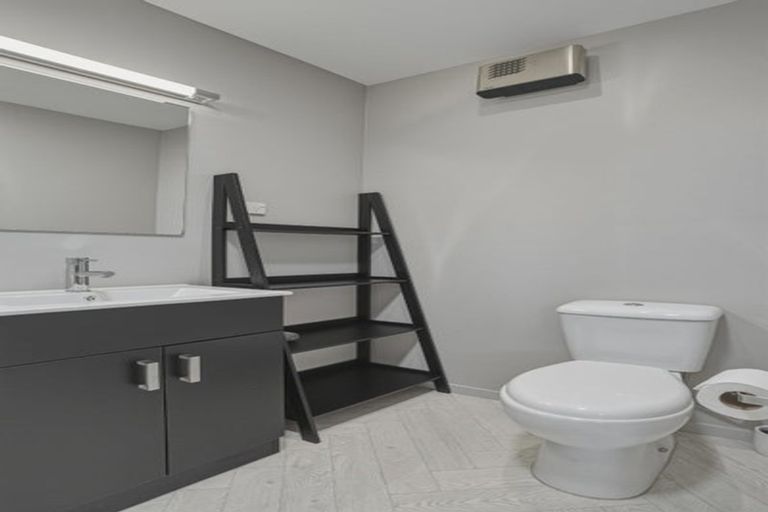 Photo of property in 43 Bradshaw Street, South Dunedin, Dunedin, 9012