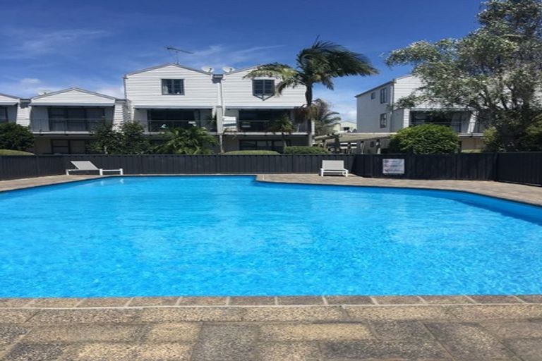 Photo of property in 15/5 Carolina Place, Albany, Auckland, 0632