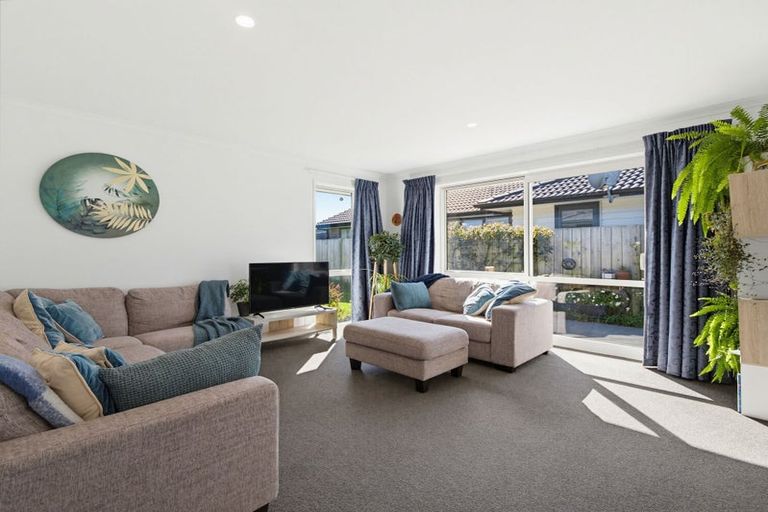 Photo of property in 11 Dunkeld Drive, Papamoa, 3118