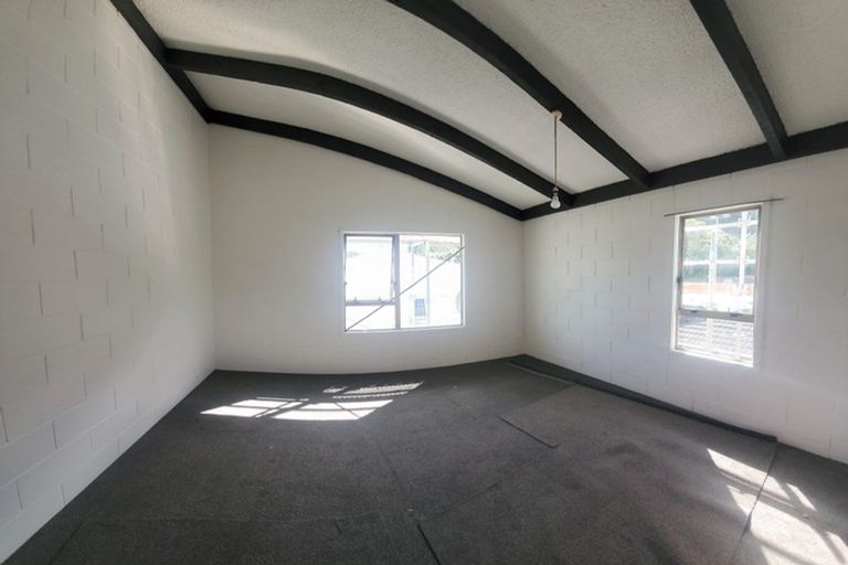 Photo of property in 129 Constable Street, Newtown, Wellington, 6021