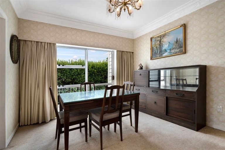 Photo of property in 81 Lynwood Road, New Lynn, Auckland, 0600